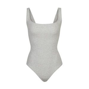 NWT-SKIMS RIBBED BODYSUIT